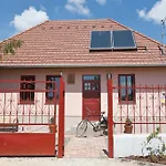 Case de vacanță Irota Ecolodge