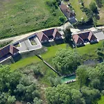 Case de vacanță Irota Ecolodge
