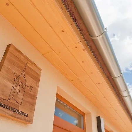 Irota Ecolodge