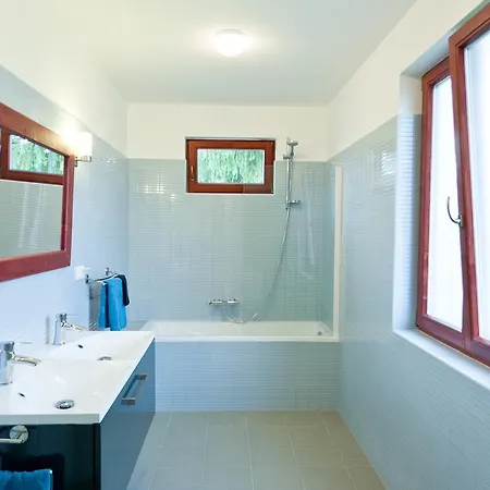 Irota Ecolodge Irota