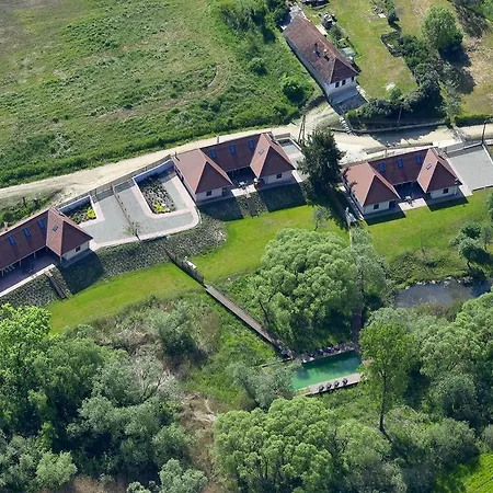 Nyaraló Irota Ecolodge